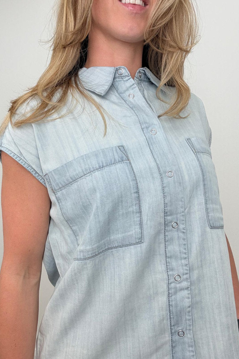 Ex F&F Chambray Gillet
